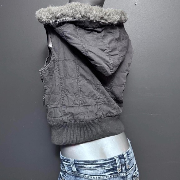 Seductions Vintage Y2K Faux-Fur Trim Vest - Picture 2 of 5